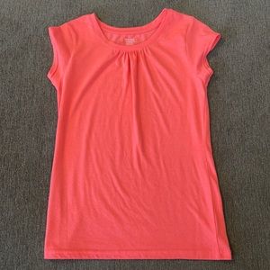 🌻3/$15 Girls 14/16 short sleeve shirt never warn. NWOT. Nice longer fit. orange